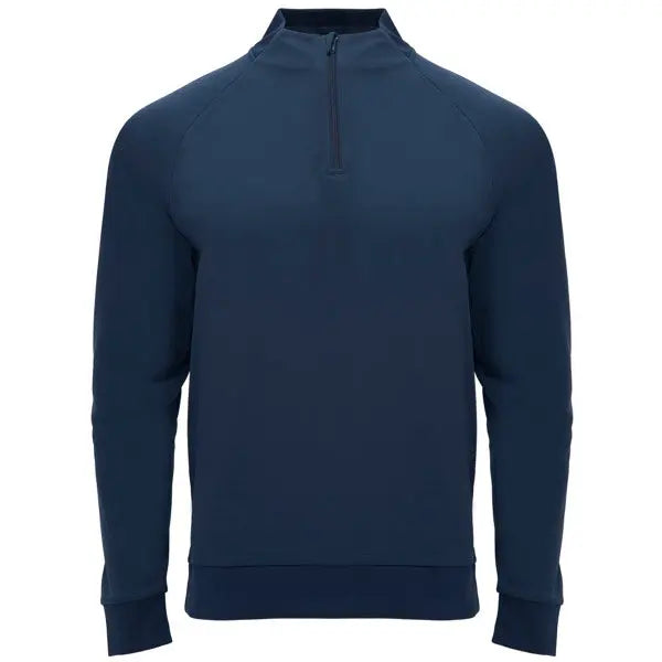 Sudadera de manga ranglán, con Interior perchado, cuello con media cremallera y cubrecosturas de refuerzo en su interior a tono Vetonek