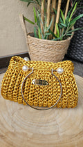 Bolso Perla – Crochet Satinado con Asas de Perlas