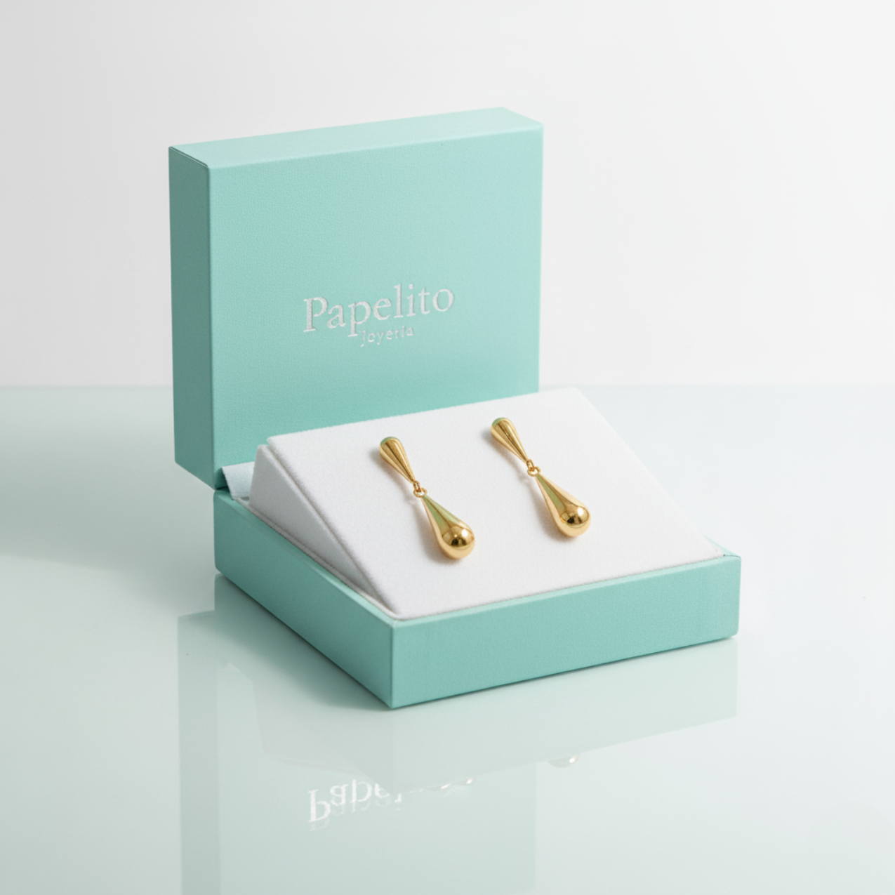 Pendientes Largos Diseño Gota Alargada 100% Acero Bañado en Oro 18K