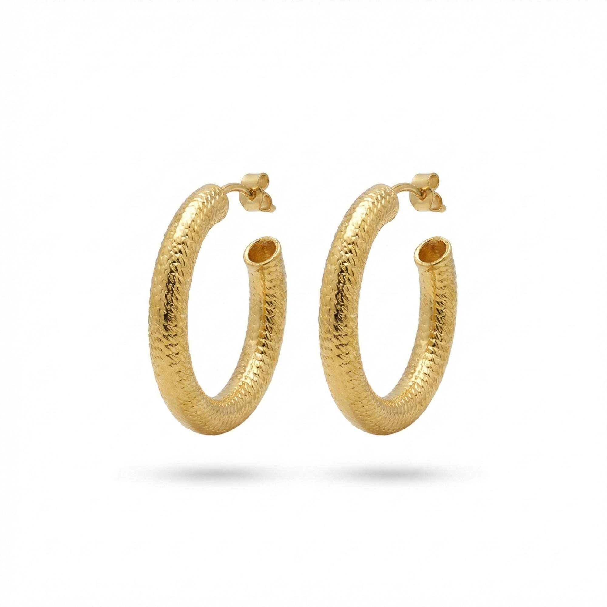 Pendientes de Aro Texturizados Dorados 100% Acero Bañado en Oro 18K