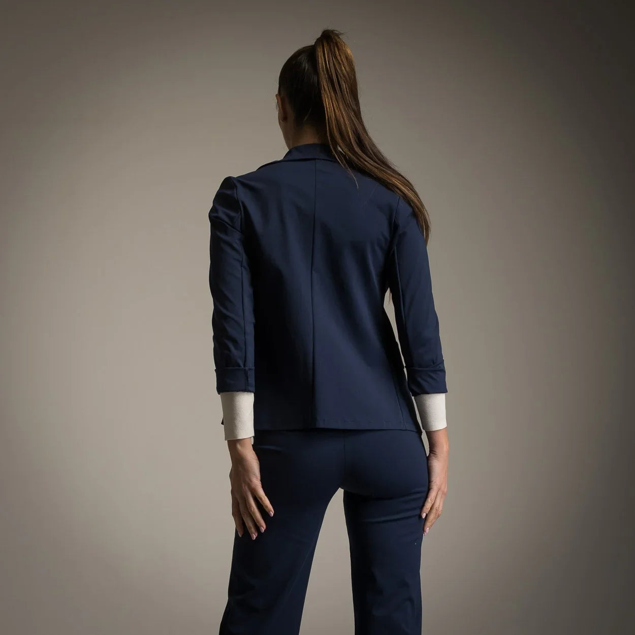 Blazer de mujer entallada Azul Marino