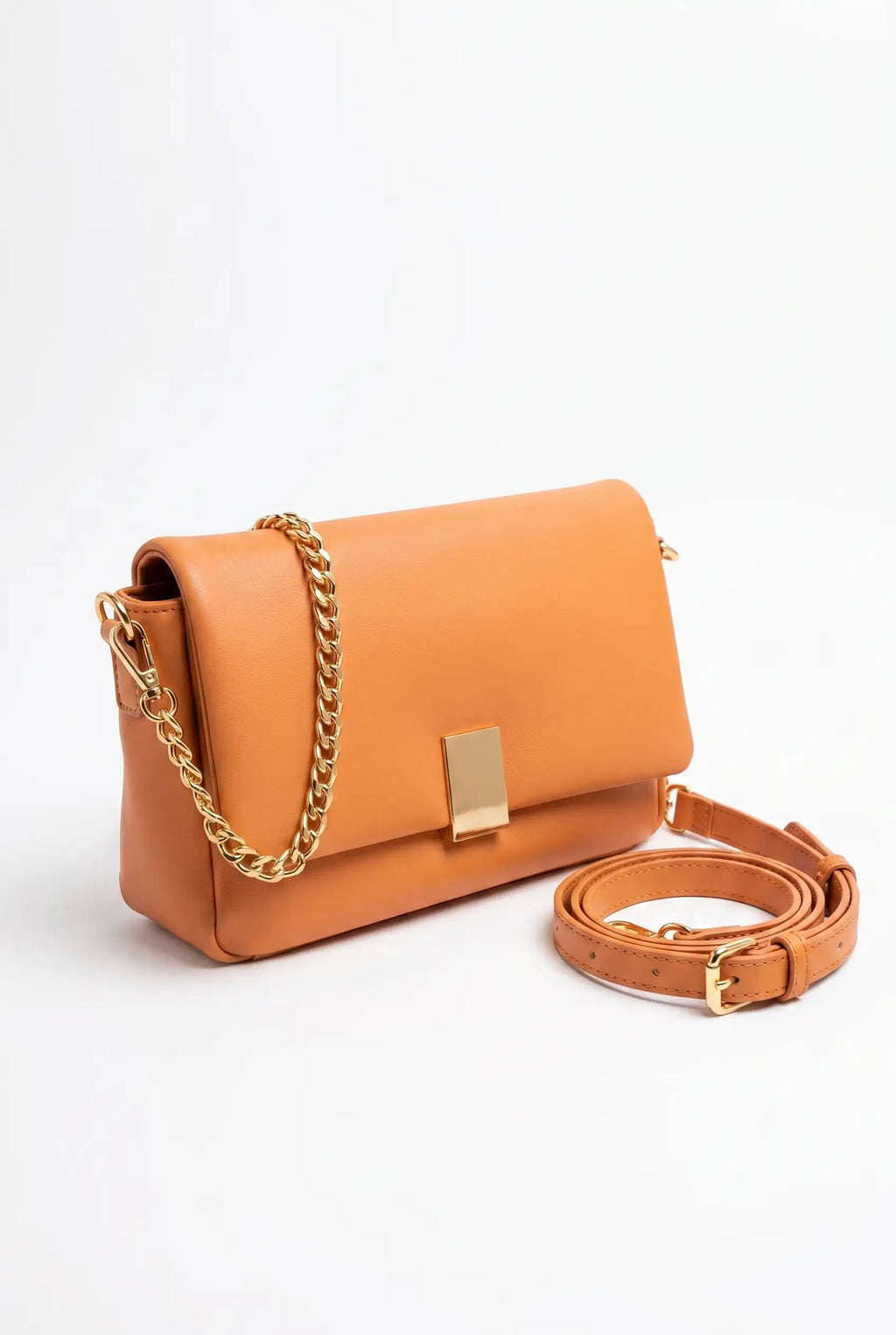 Bolso Polipiel Villanova Mano y Bandolera Naranja Mujer con Cadena Dorada