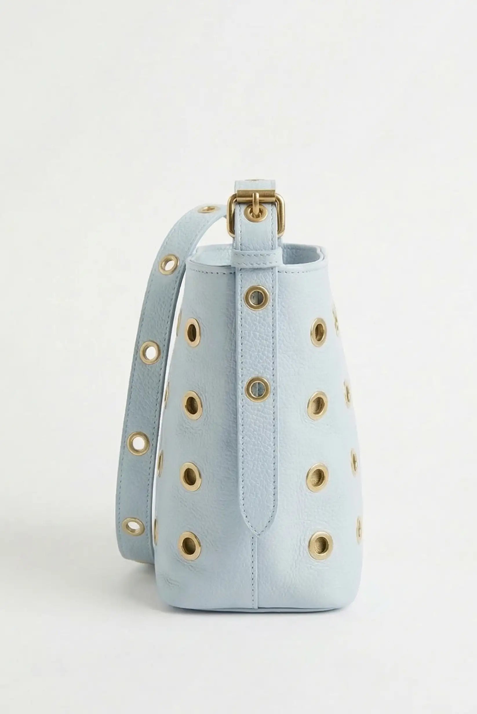 Bolso mujer bandolera con tachuelas doradas