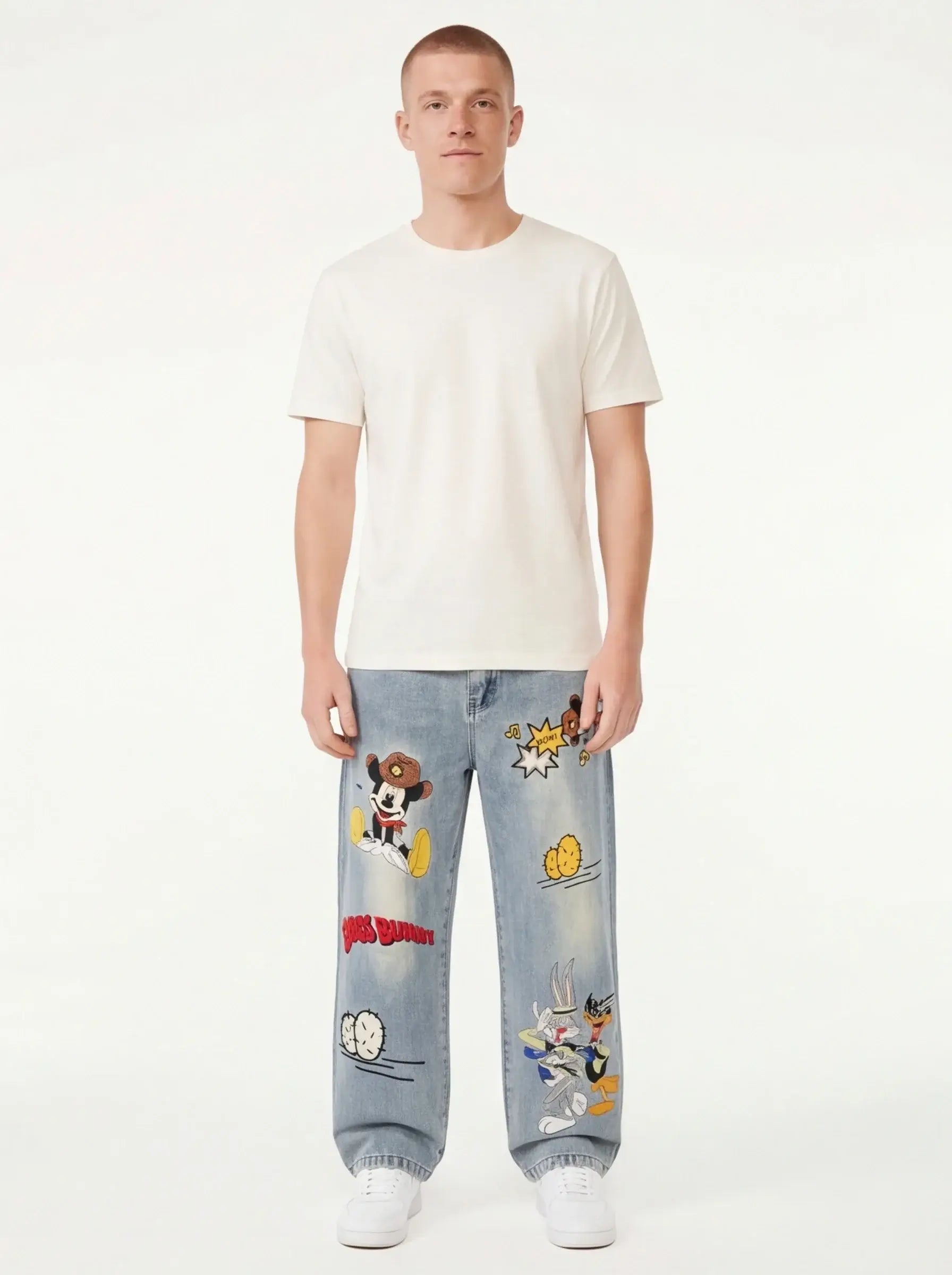 Innovative Sleek Jeans
