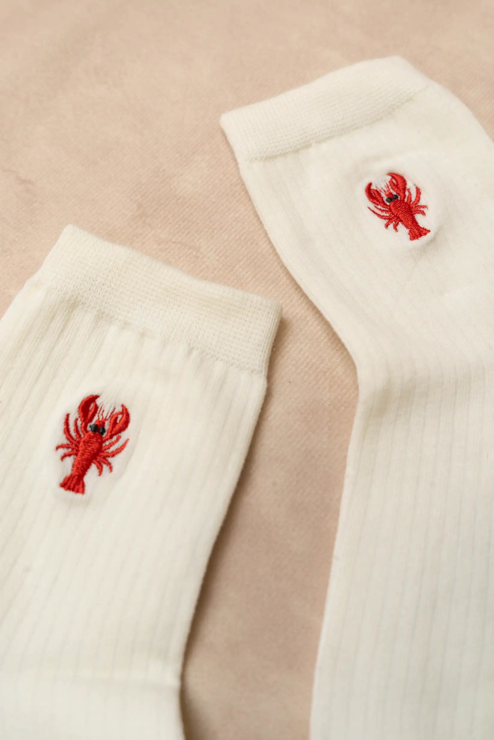 Calcetines Mujer Algodón Blancos con Langosta Roja | Calcetines Originales