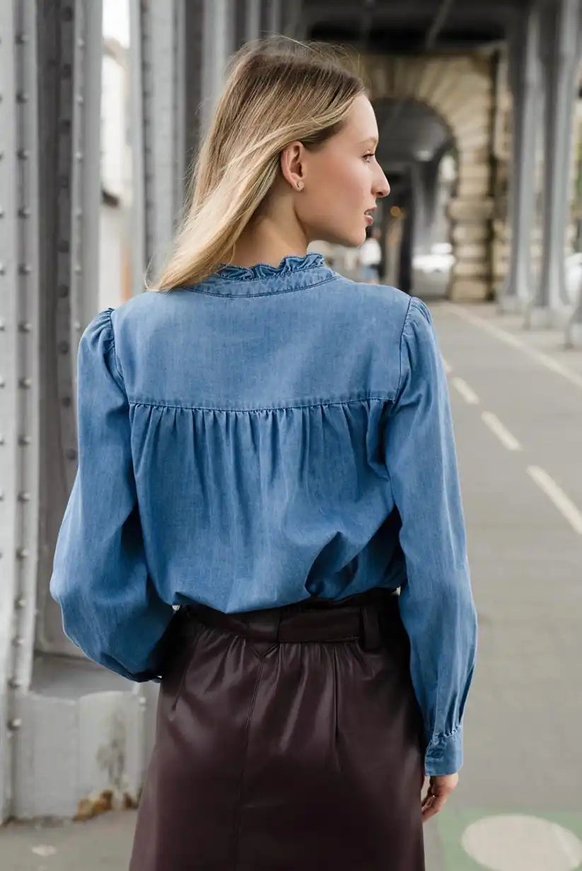 Camisa Mujer Denim Manga Larga con Bordados Florales Elegante