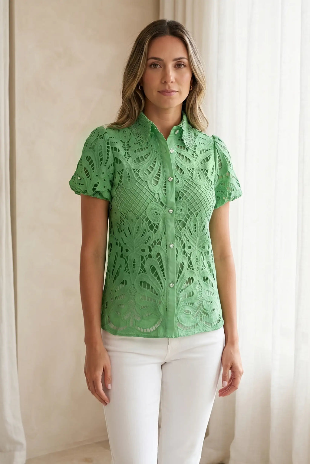 Blusa Mujer Verde Esmeralda Bordada Manga Corta