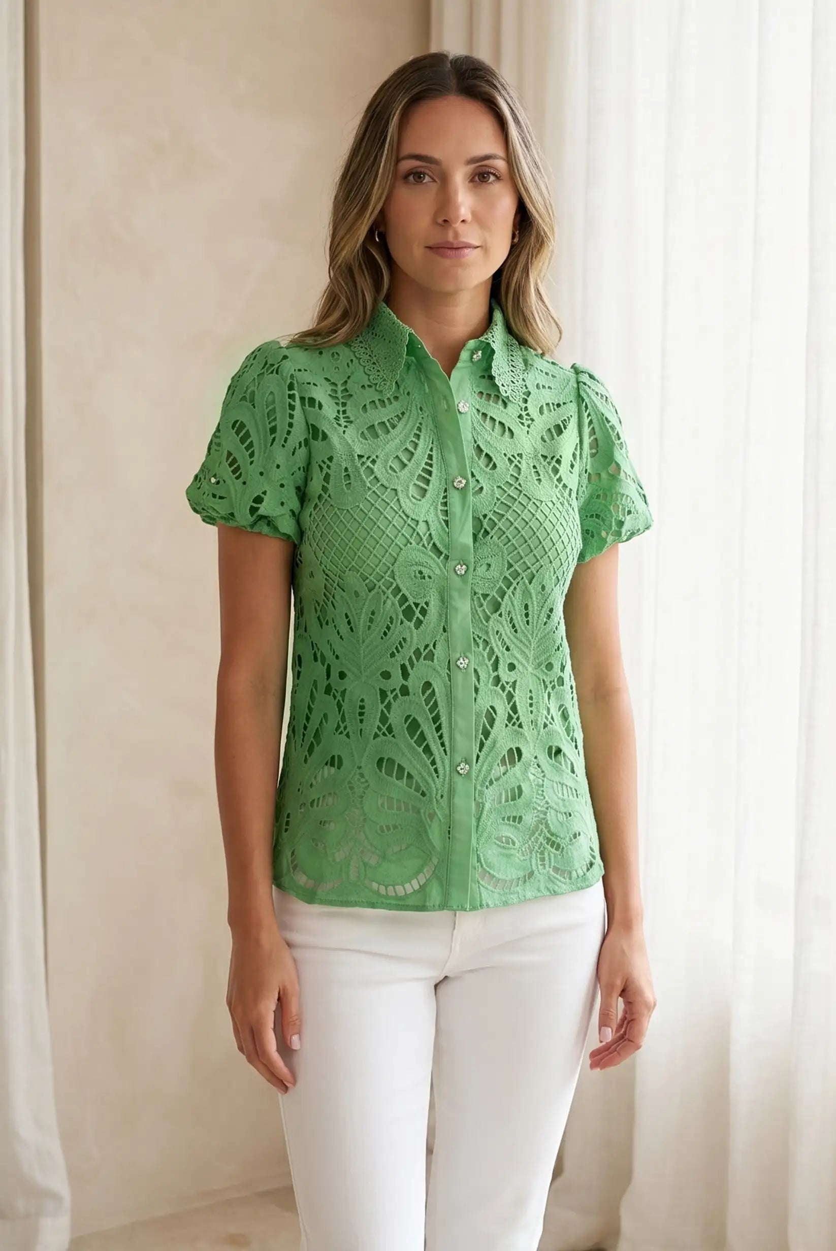 Blusa Mujer Verde Esmeralda Bordada Manga Corta