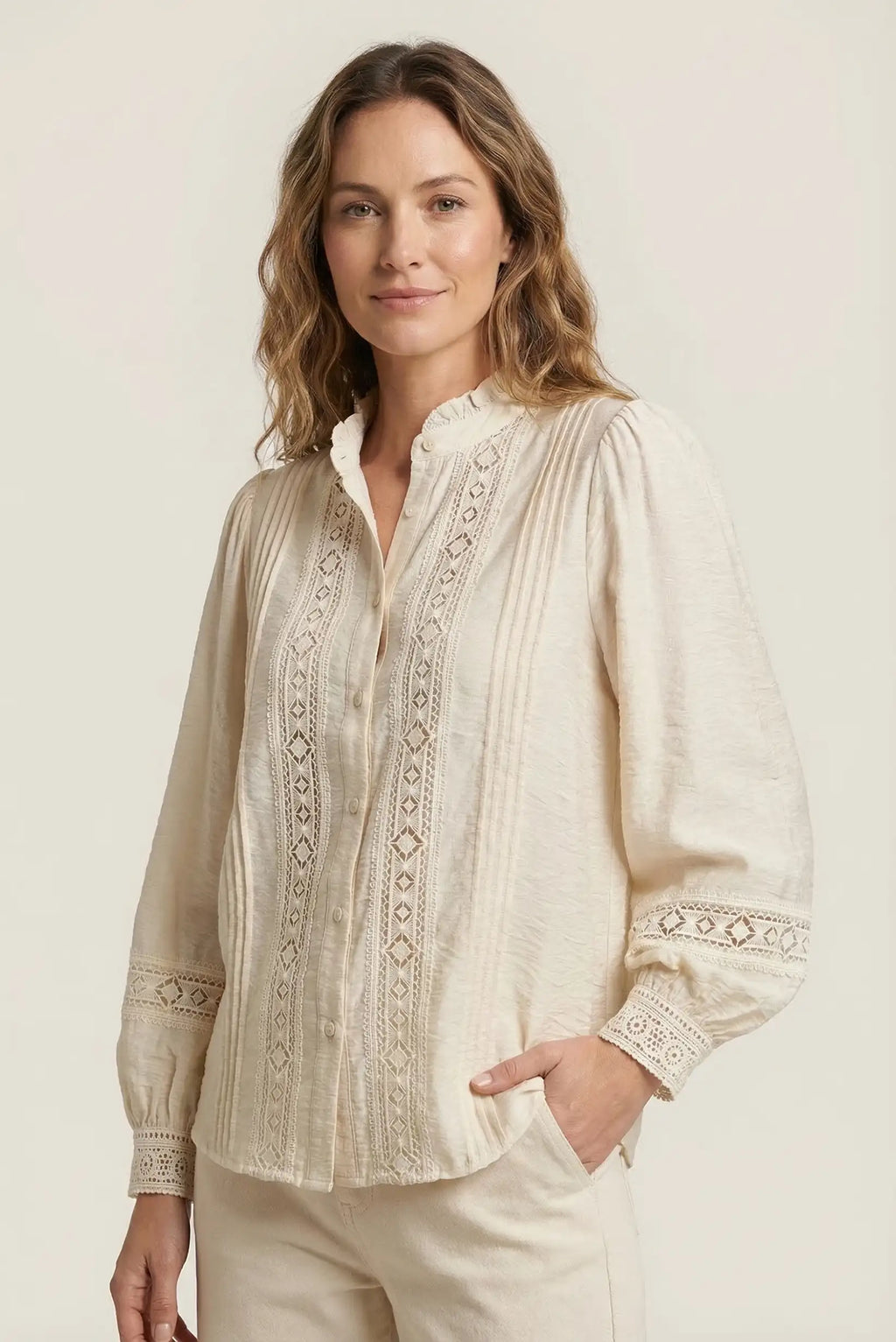 Camisa Mujer Beige Bordada | Blusa Elegante Manga Larga