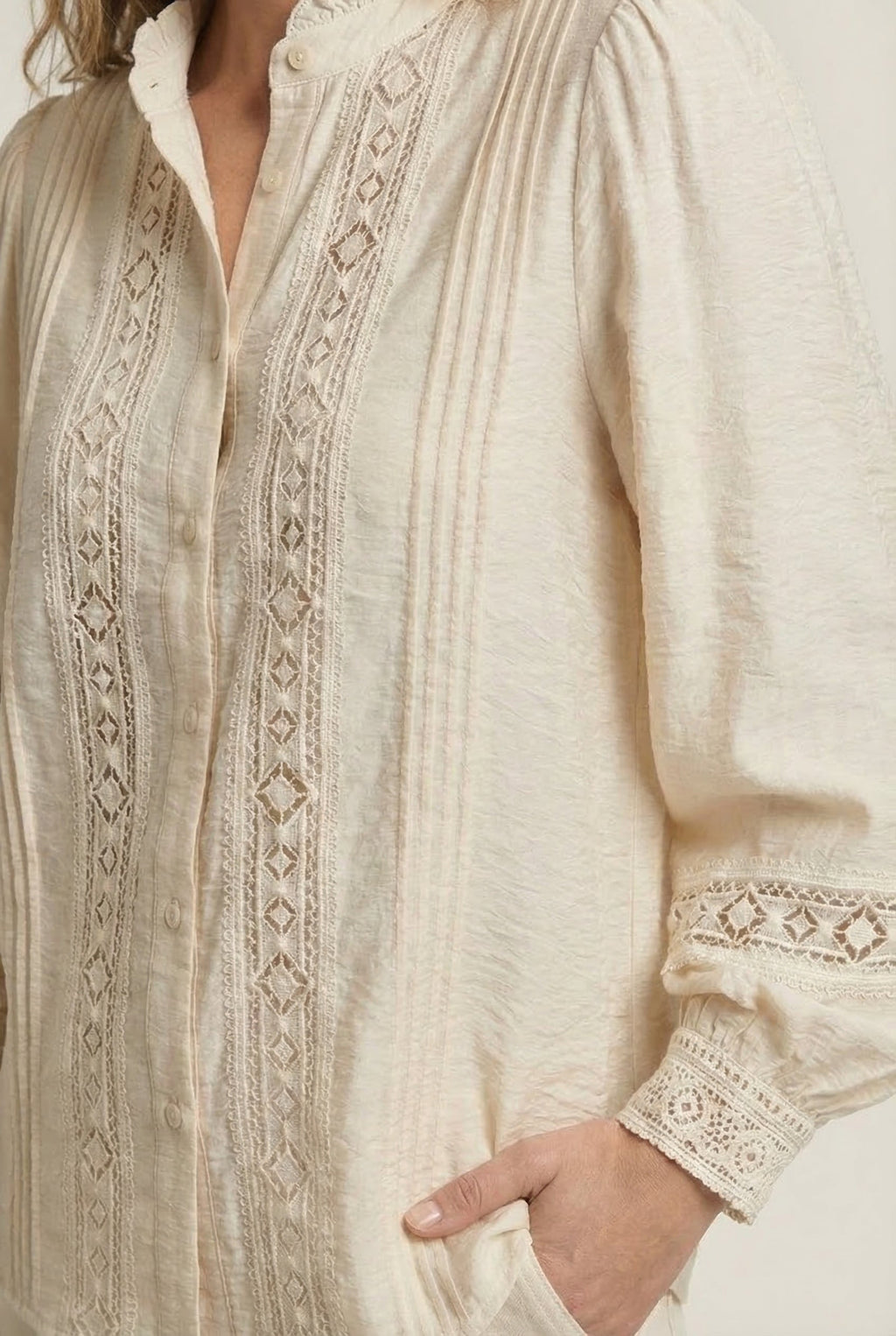 Camisa Mujer Beige Bordada | Blusa Elegante Manga Larga