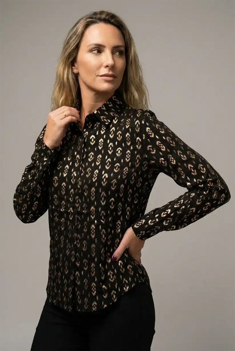 Camisa mujer negra con detalles dorados