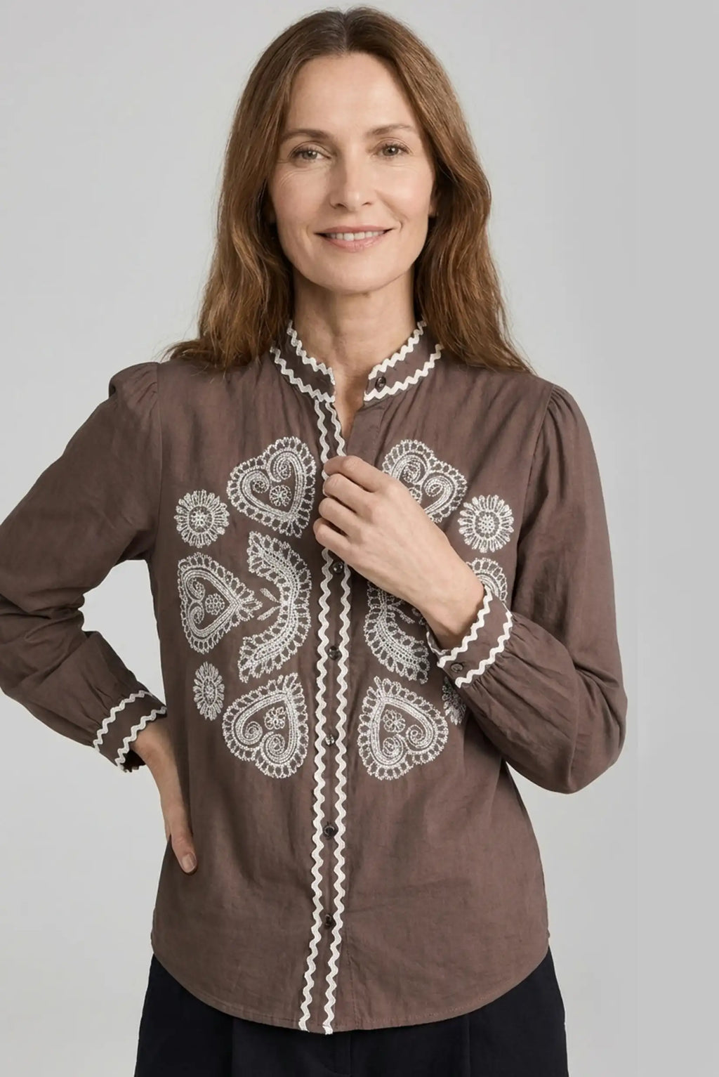Camisa Mujer Marrón Chocolate Bordada Beige 100% Algodón Elegante