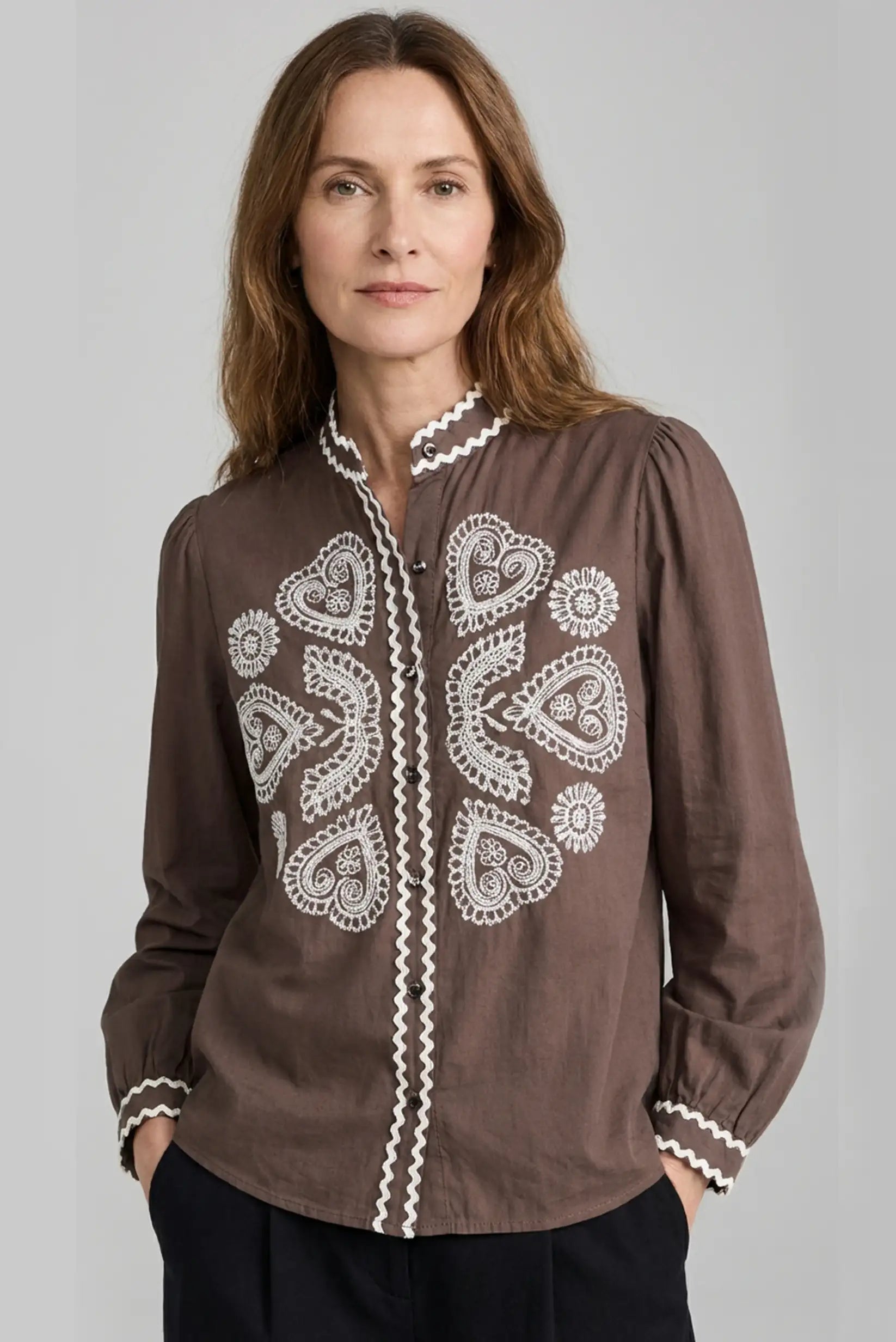 Camisa Mujer Marrón Chocolate Bordada Beige 100% Algodón Elegante