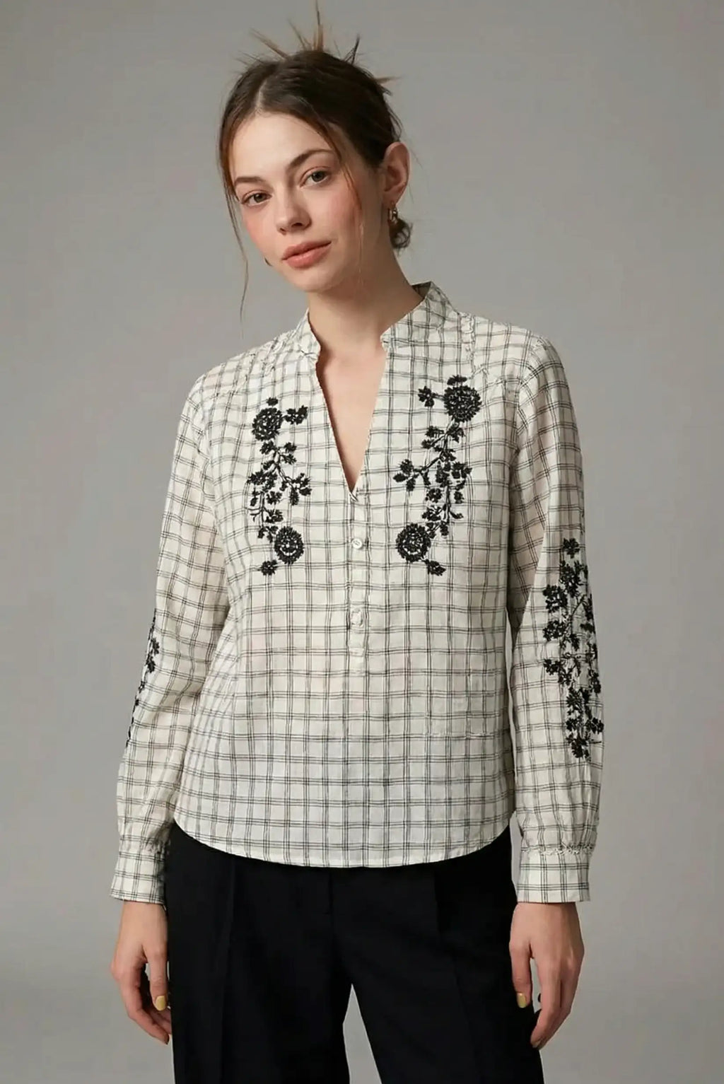 Camisa Mujer Beige Manga Larga con Cuadros y Bordado Floral Boho