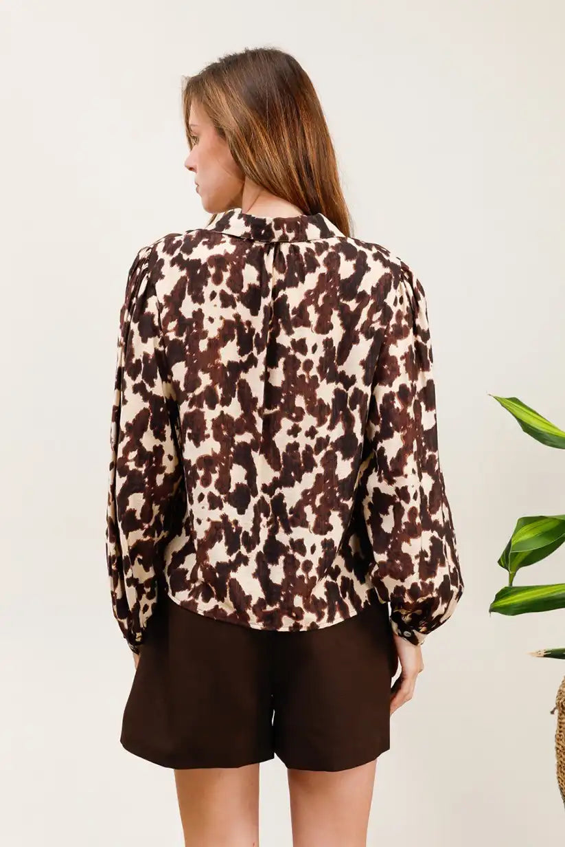 Camisa Animal Print Marrón Mujer Elegante Estilo Cómodo y Versátil