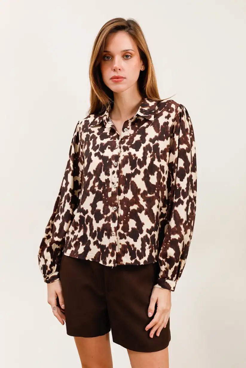 Camisa Animal Print Marrón Mujer Elegante Estilo Cómodo y Versátil