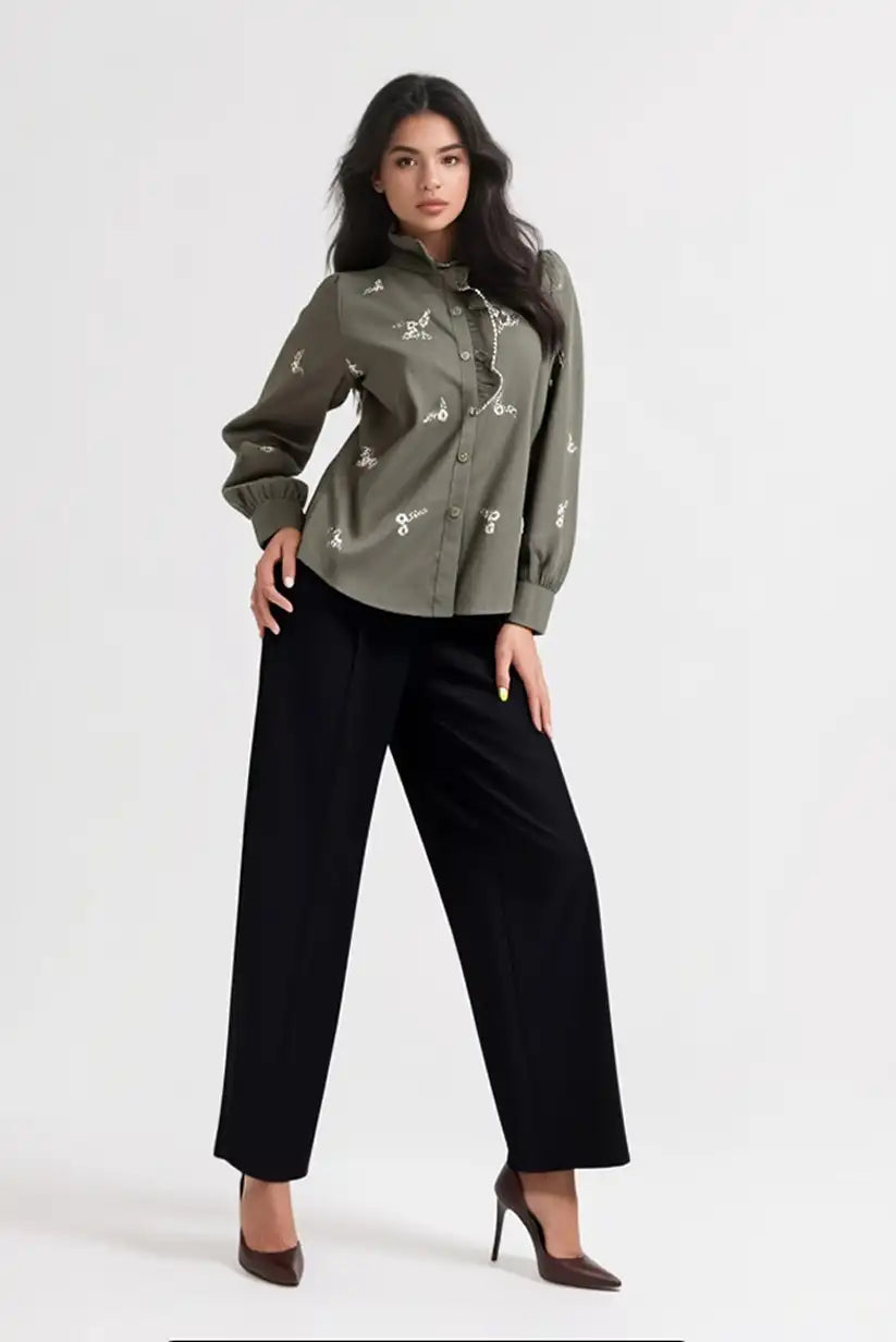 Camisa Mujer Verde Kaki Bordada Manga Larga Algodón Romántica
