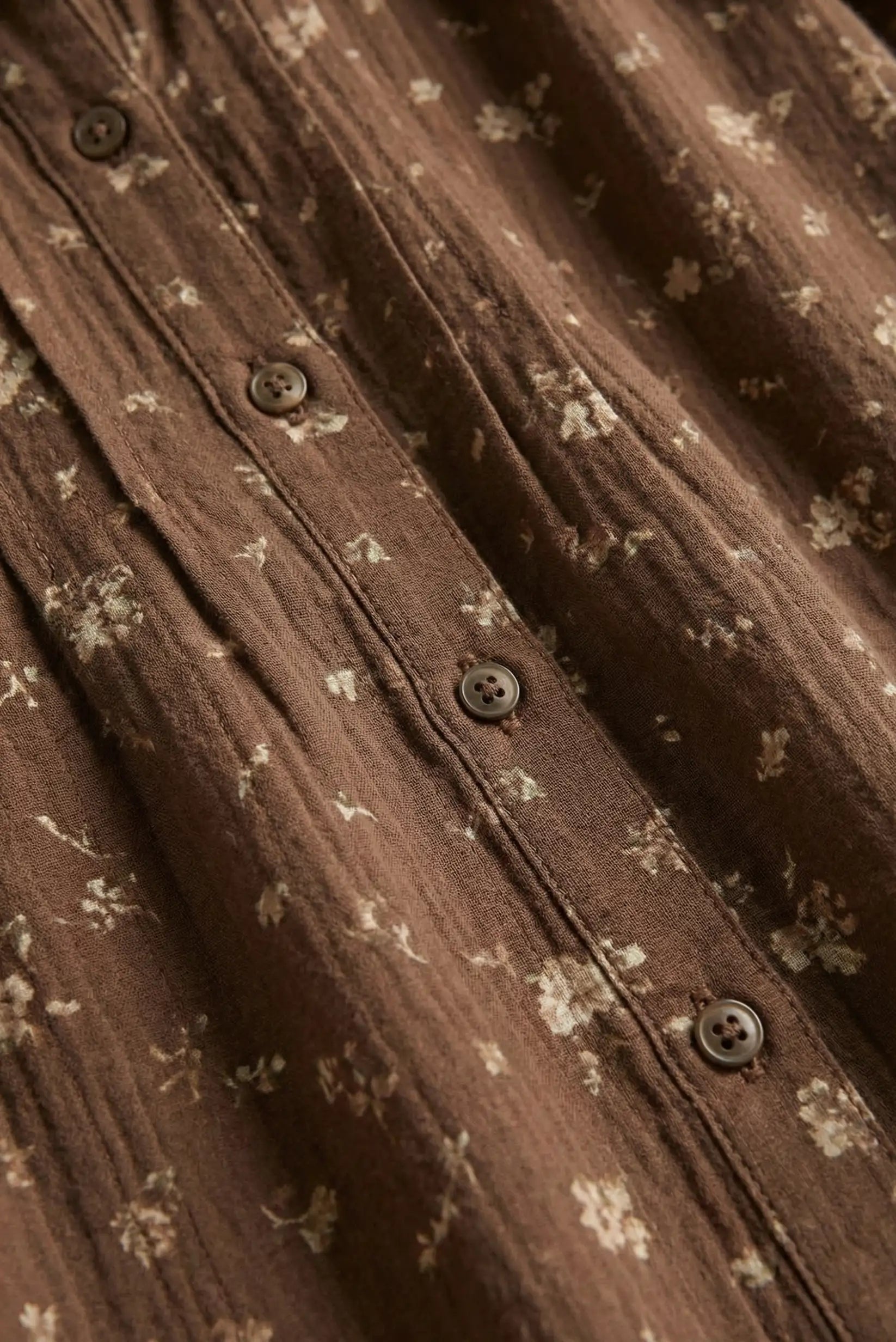 Camisa mujer marrón chocolate bordada floral vintage manga larga