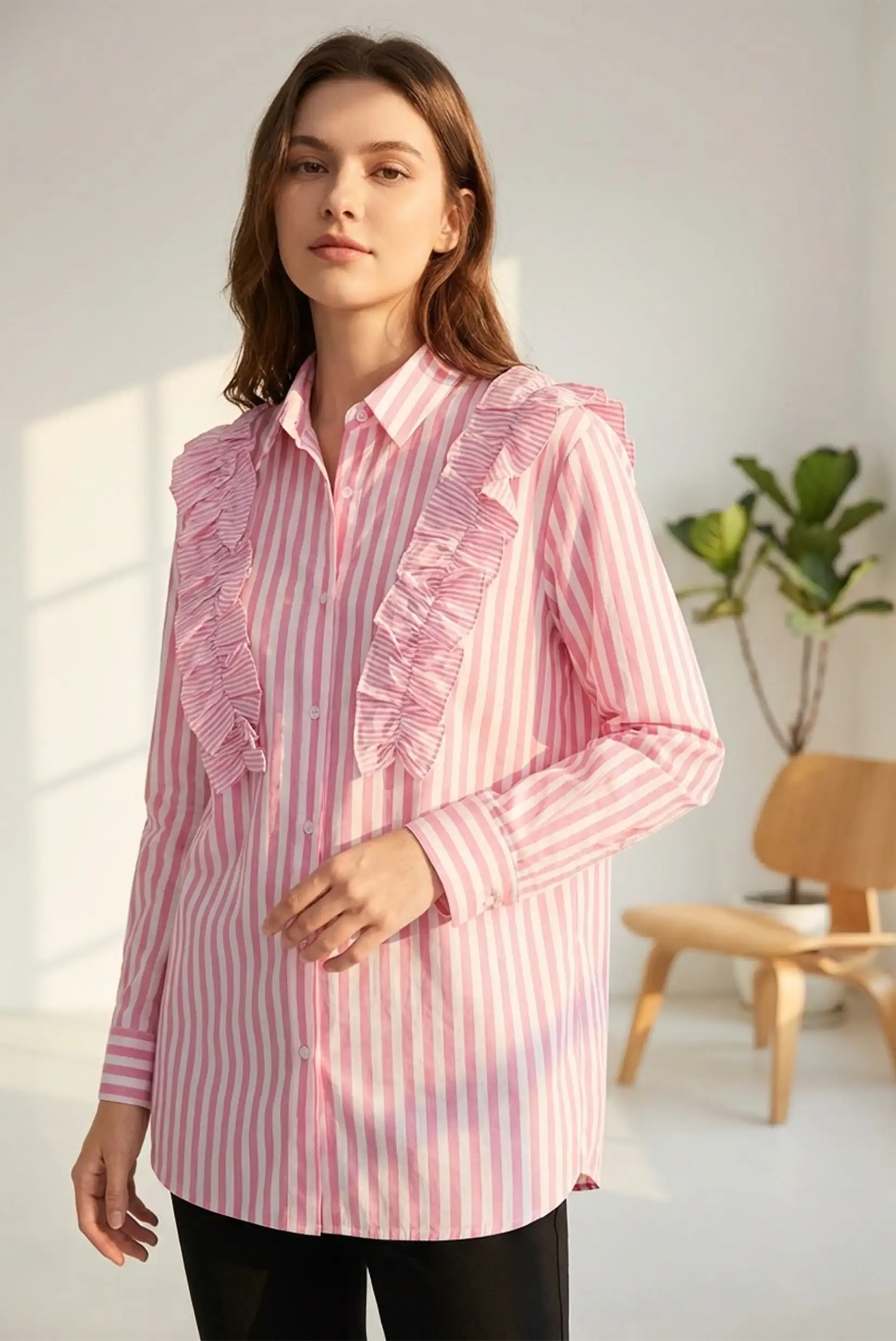 Camisa de mujer 100% algodón de rayas rosas con volantes y manga larga