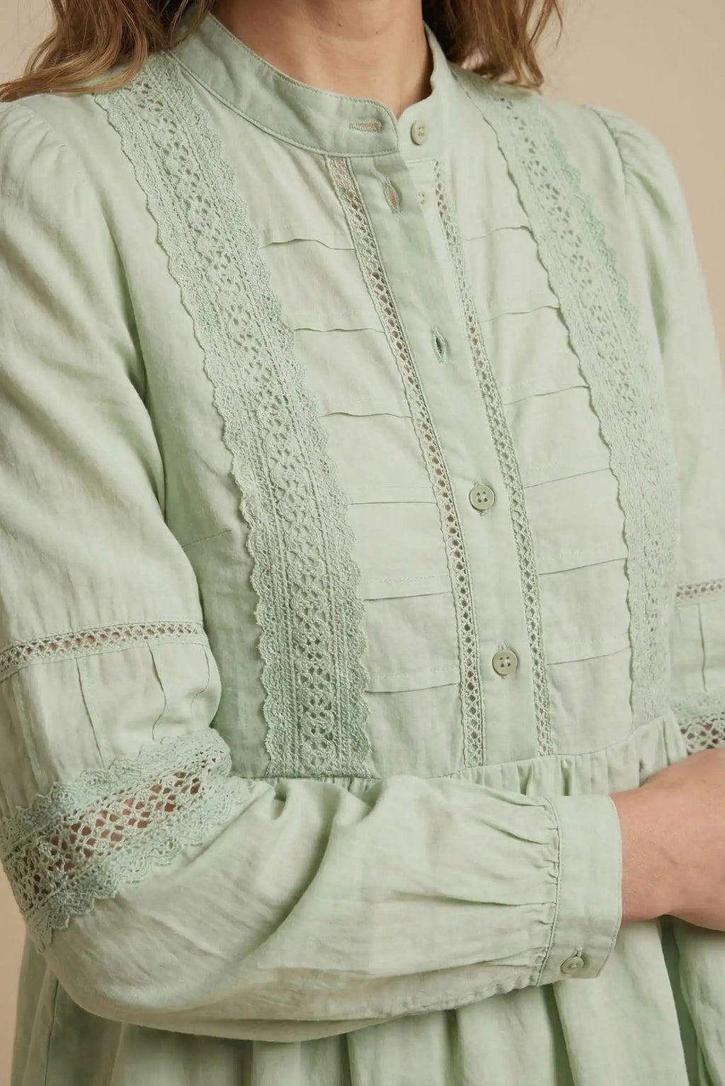 Camisa Mujer Verde Agua con Encaje blusa Manga Larga Primavera