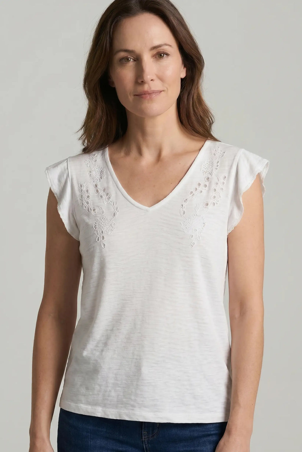Blusa blanca mujer cuello pico bordada algodón manga larga elegante