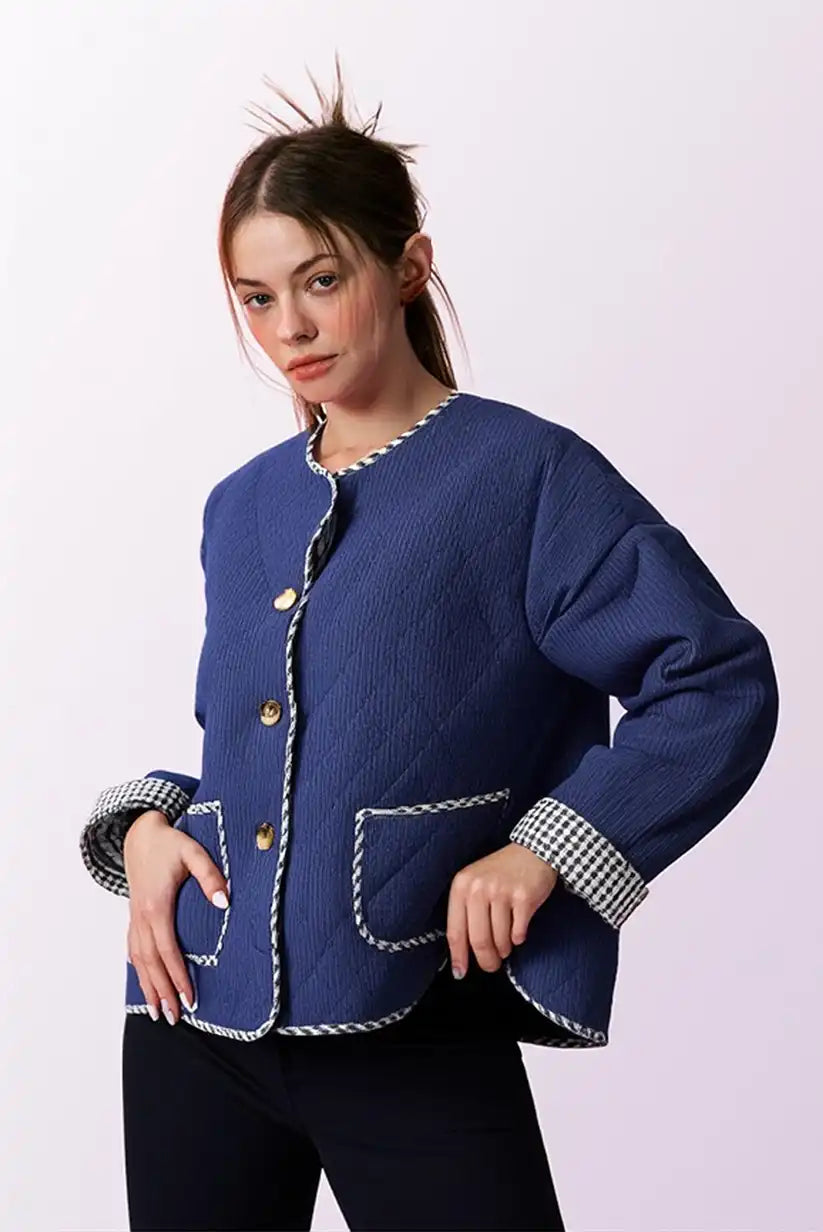 Chaqueta acolchada azul mujer elegante con forro cuadros Cazorla