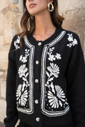 Chaqueta Negra Mujer con Bordados Florales Blancos Folk Chic