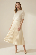 Falda midi plisada beige de punto con cintura lisa ajustable
