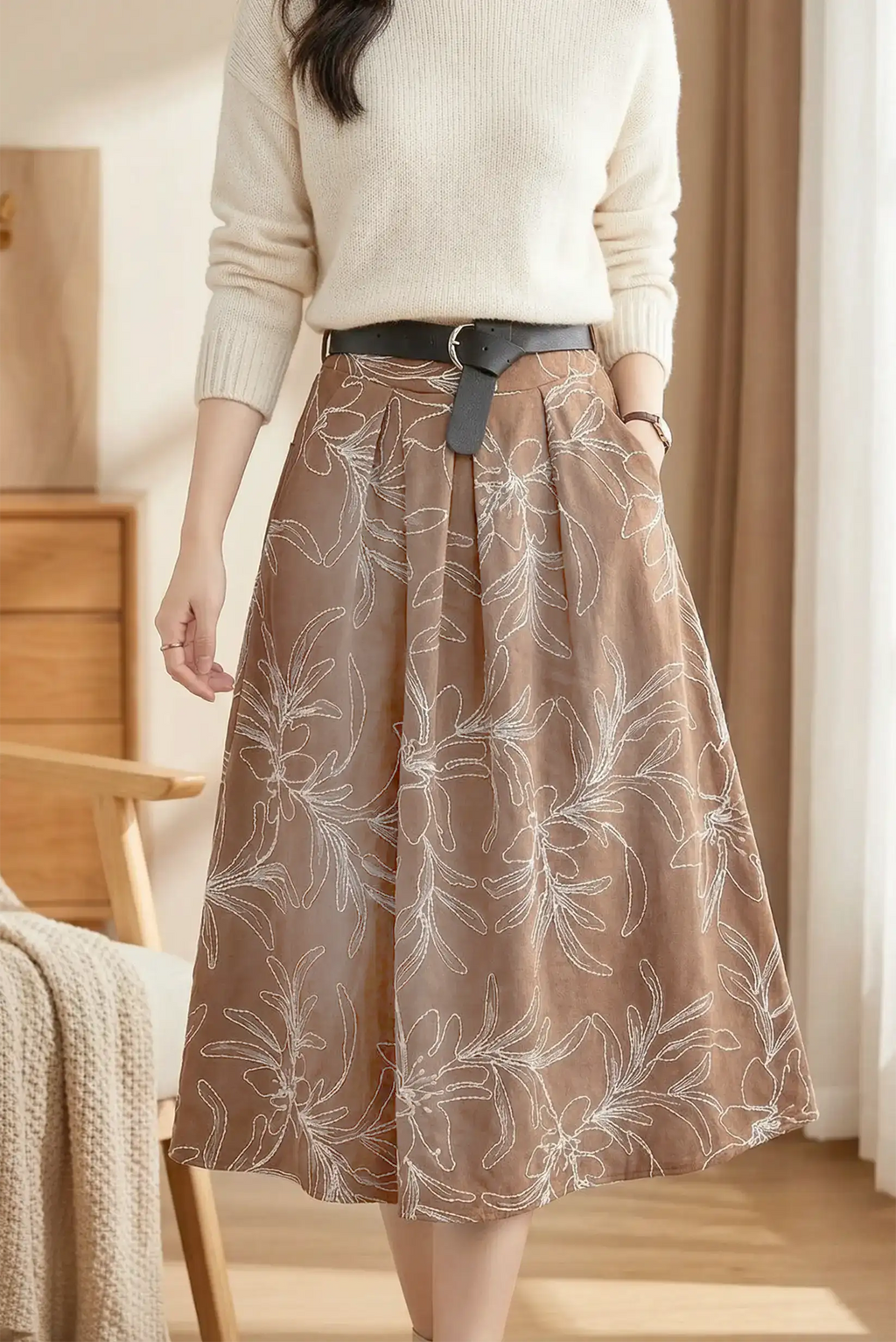 Falda midi fluida de cintura alta estampada floral taupe