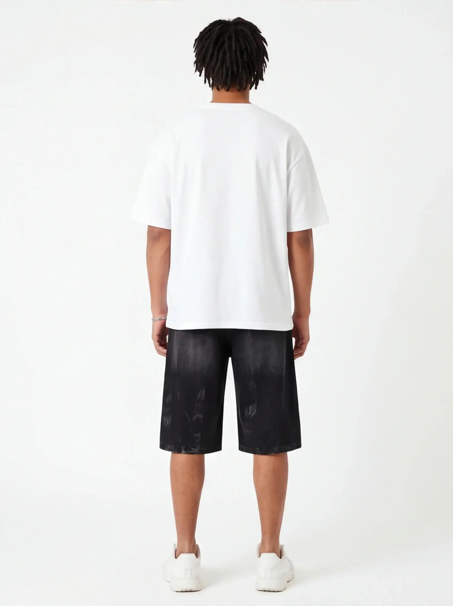 Pantalones Tres Cuartos Urbanos – Interior Afelpado con Estilo Contemporáneo