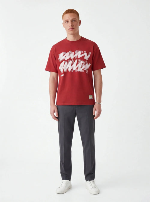 Camiseta Refinada – Sarga de Lujo con Estética Moderna