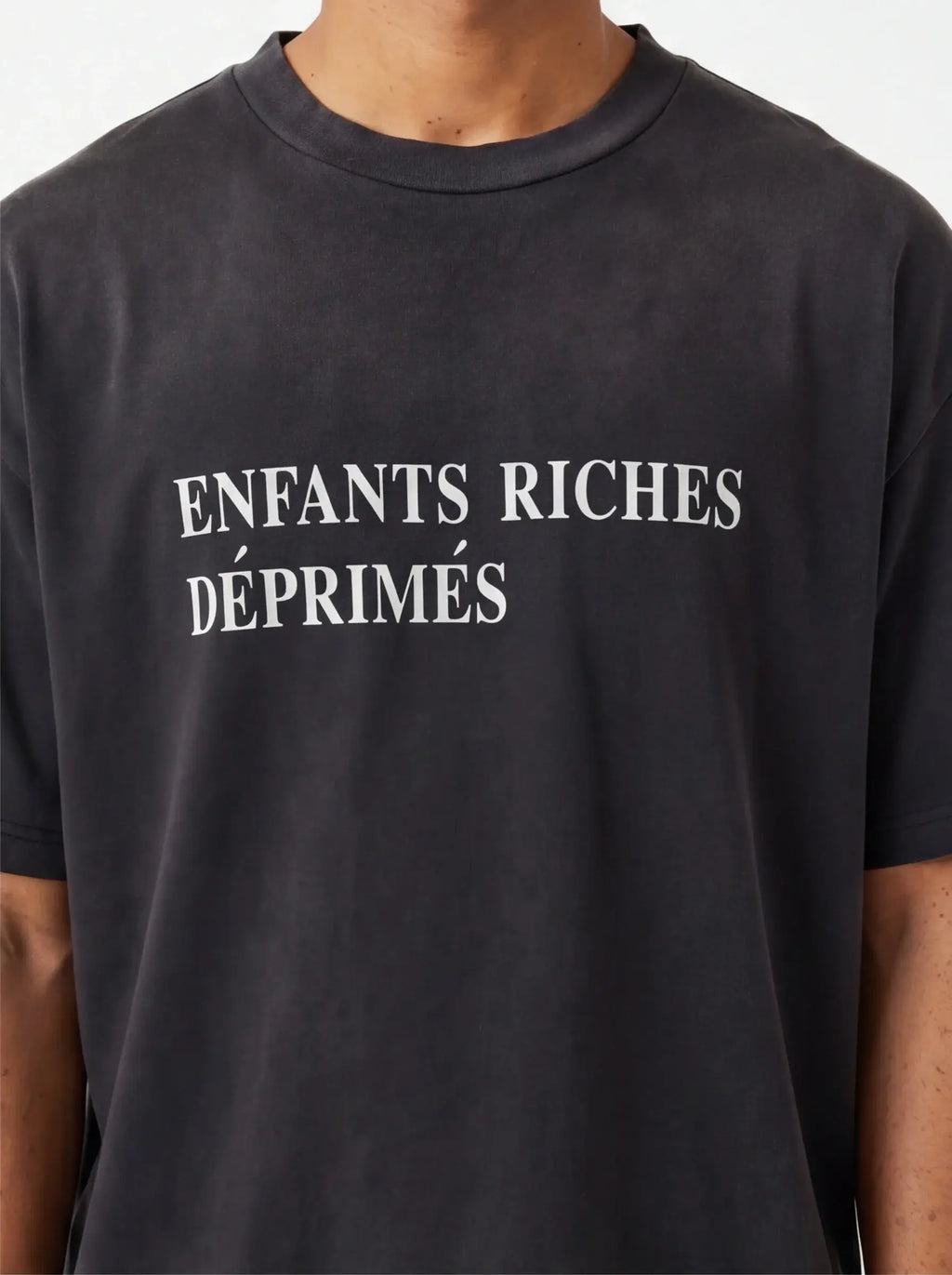 Camiseta Minimalista Acabado Mate – Edición Limitada | Lambda