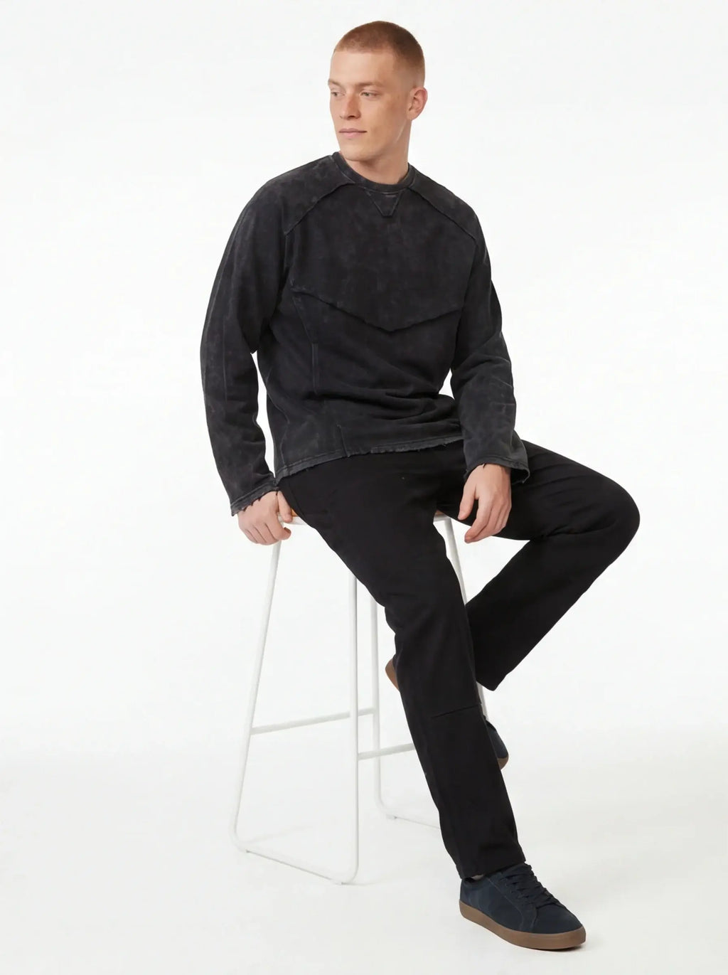 Dense Relaxed Pullover