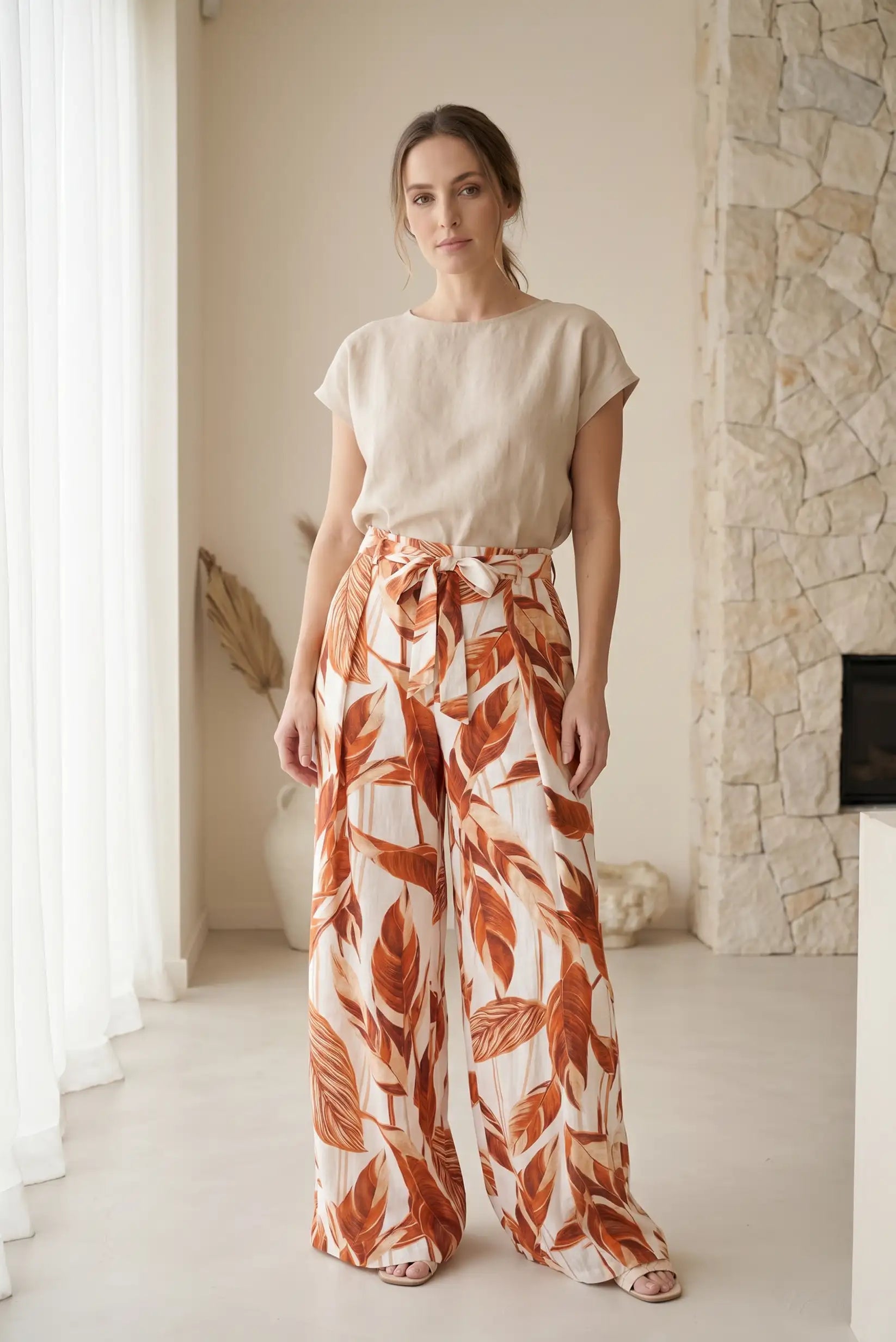 Pantalón Fluido Mujer Estampado Hojas Teja Beige