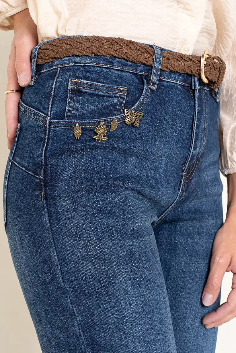Pantalón Vaquero Recto Mujer Azul con Bordado de Mariposas