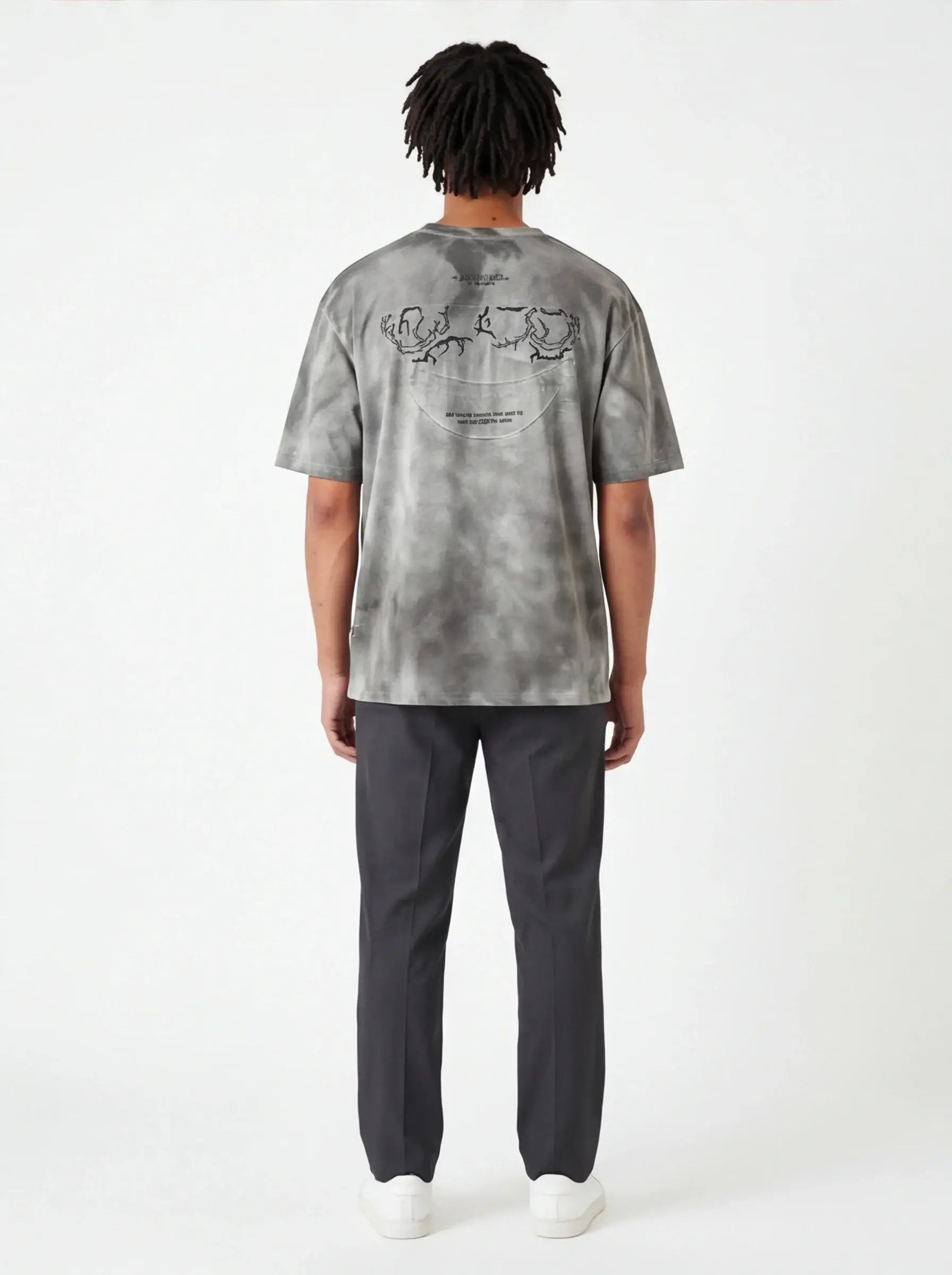 Iconic Tee – Premium Weave | Streetwear Esencial