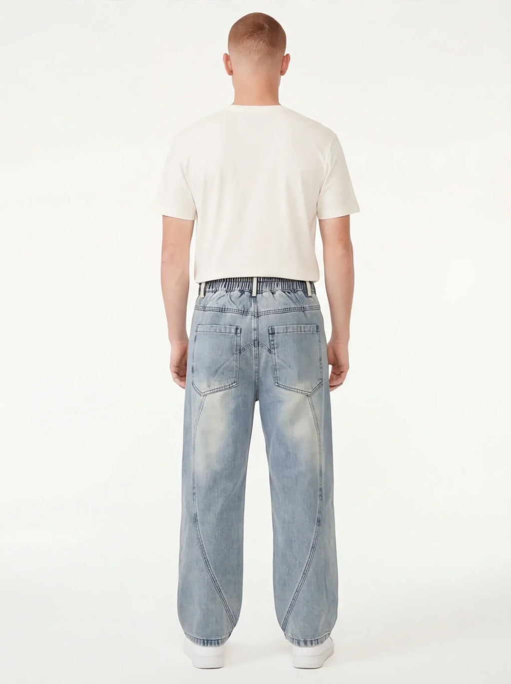 Innovative Sleek Jeans