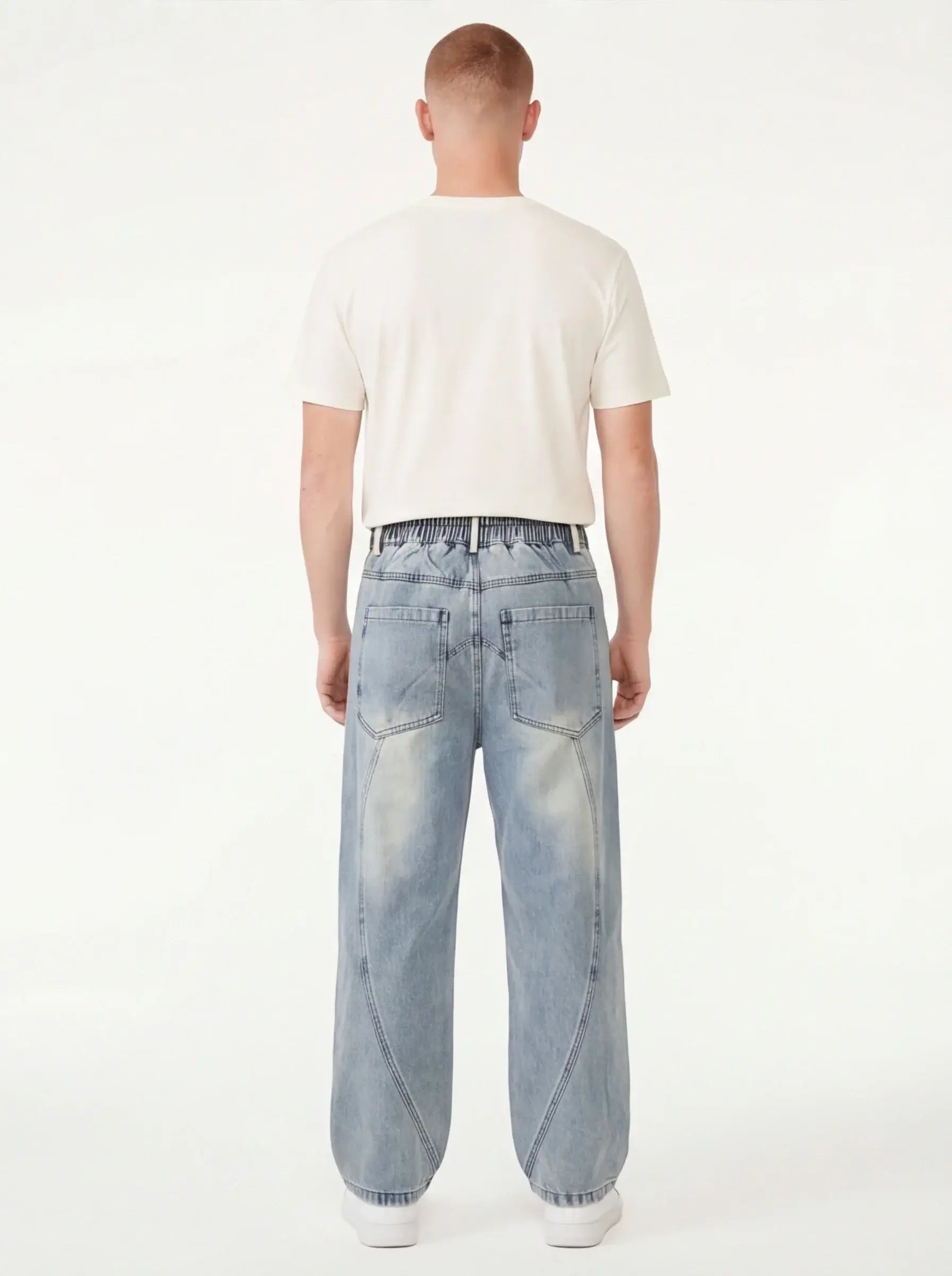 Innovative Sleek Jeans