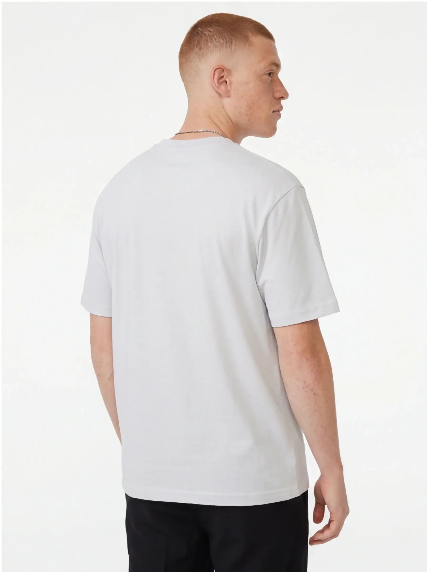 Ropa Icónica – Textura Premium con Diseño Arquitectónico