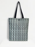 Tote bag VENUS «Geométrico V negro fondo verde»