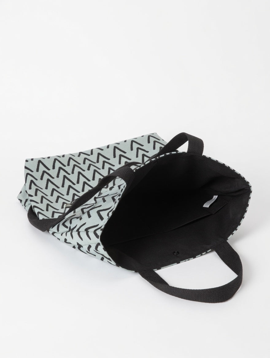 Tote bag VENUS «Geométrico V negro fondo verde»