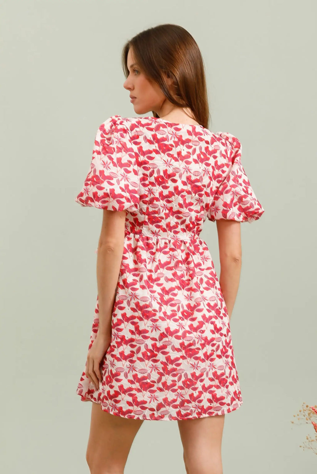 Vestido corto floral rojo manga corta primavera