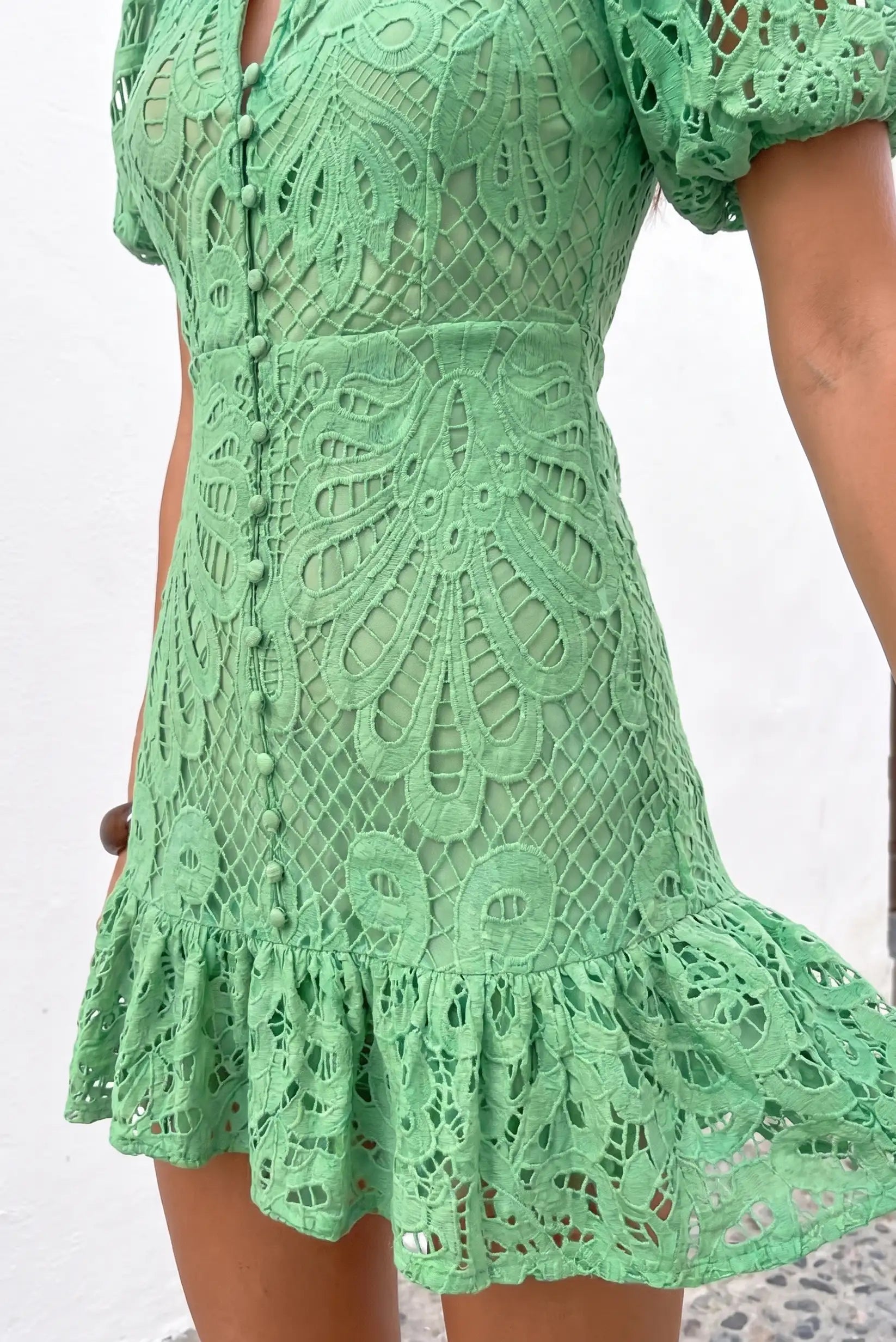 Vestido Corto Verde Esmeralda Bordado