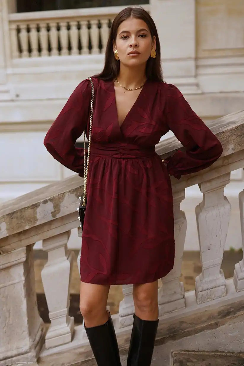 Vestido corto burdeos mujer manga larga cruzado elegante casual