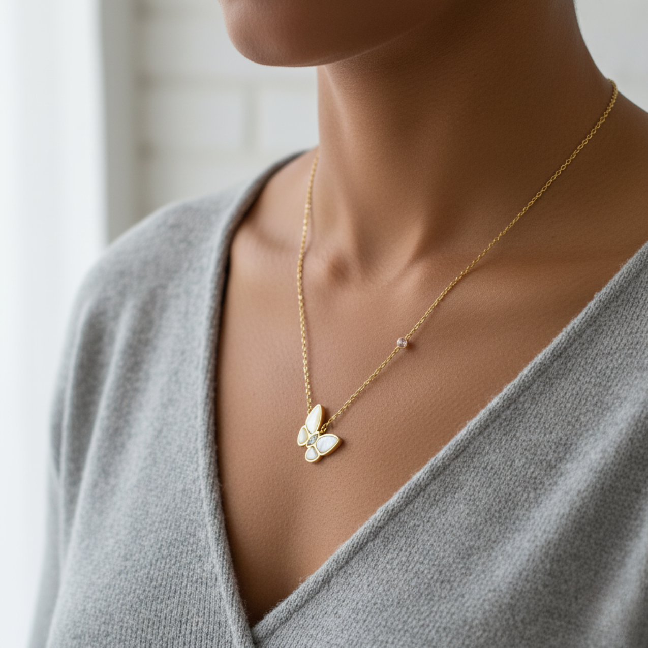 Collar Mariposa Aura Rose
