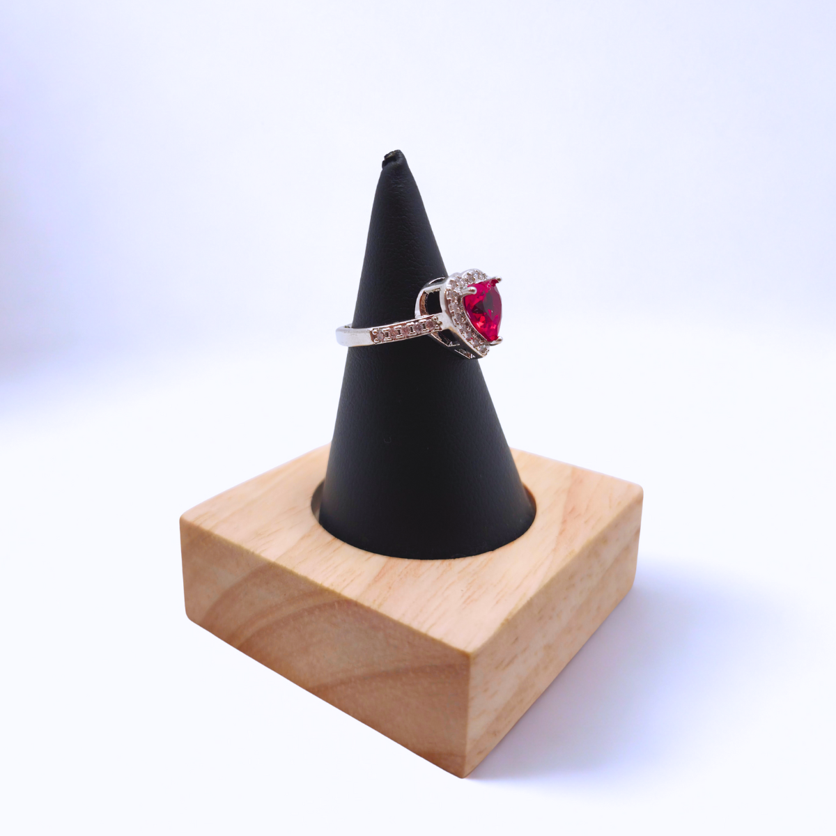 Anillo Scarlet Halo Suprême