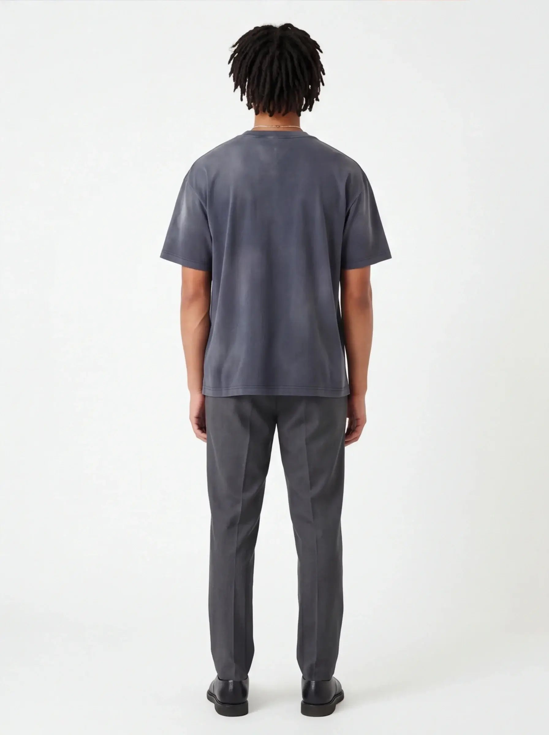 Camiseta Minimalista Acabado Mate – Edición Limitada | Lambda