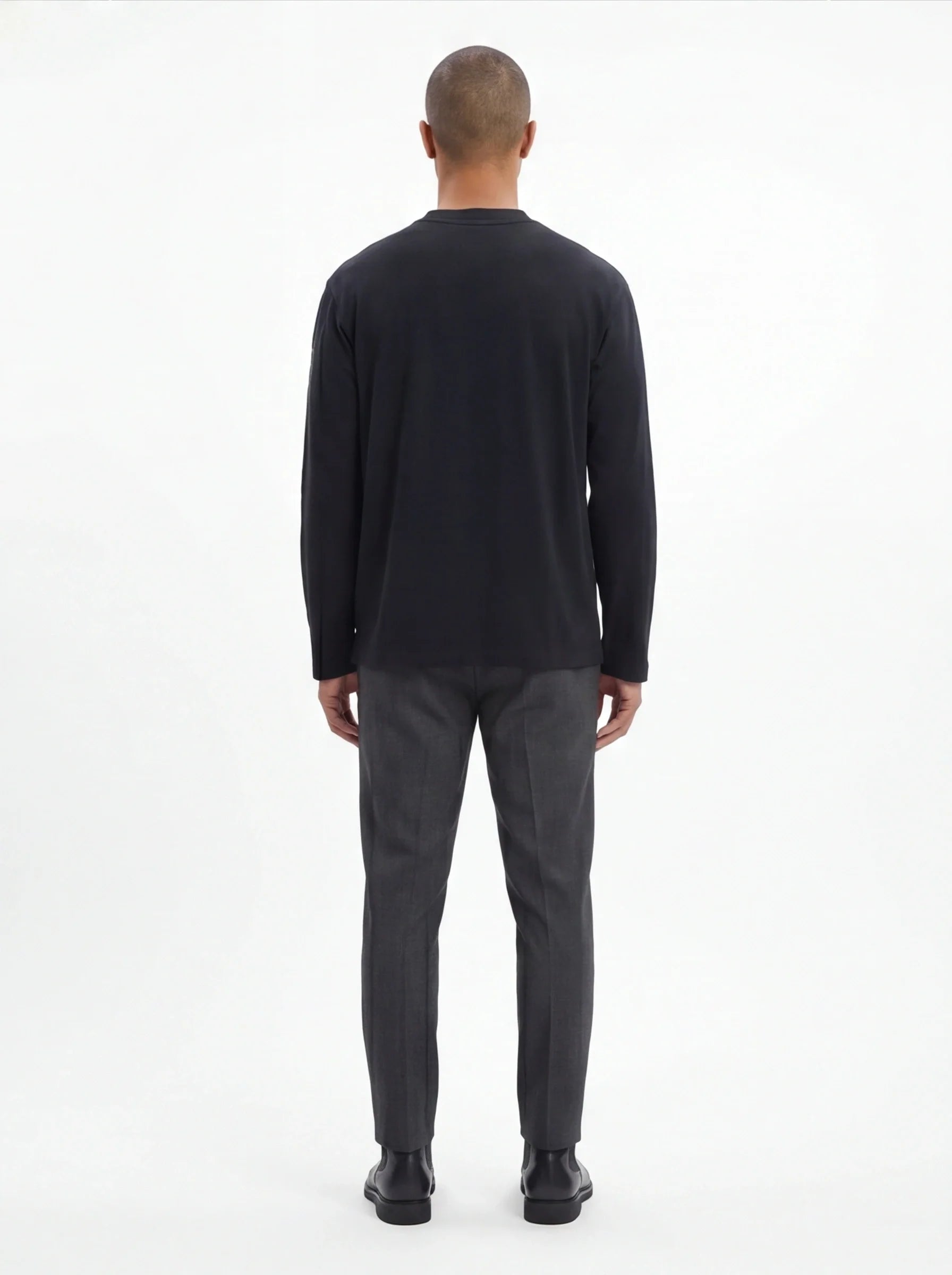 Innovative Dynamic Long Sleeve Shirt