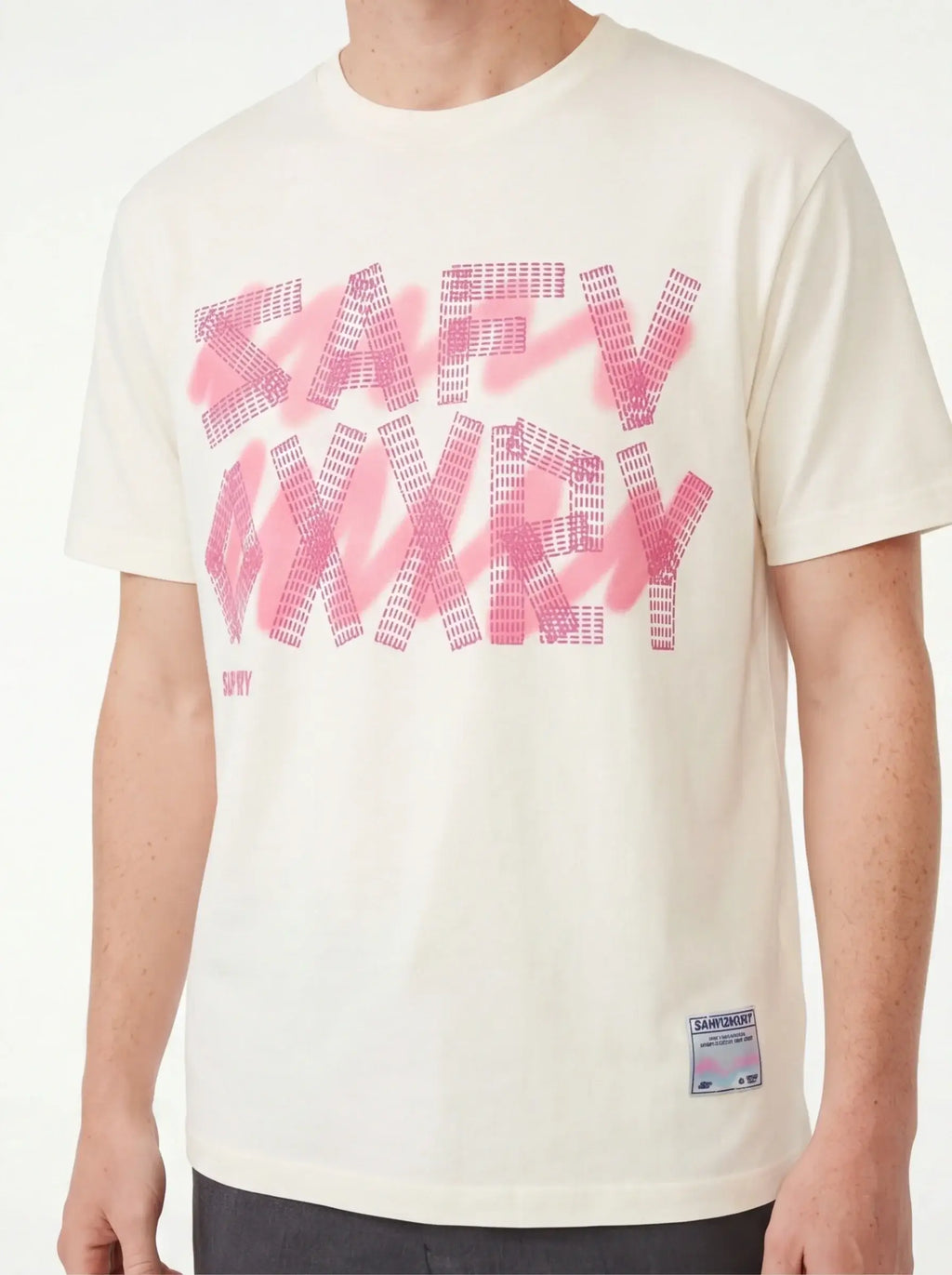 Camiseta Refinada – Sarga de Lujo con Estética Moderna